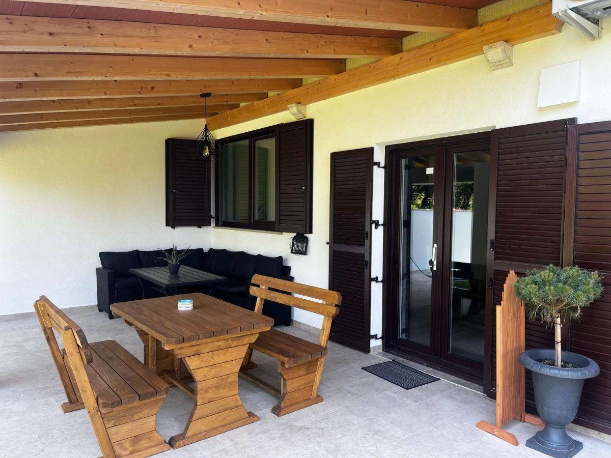 Active Chillax Oasis Apartments Ankaran Zewnętrze zdjęcie