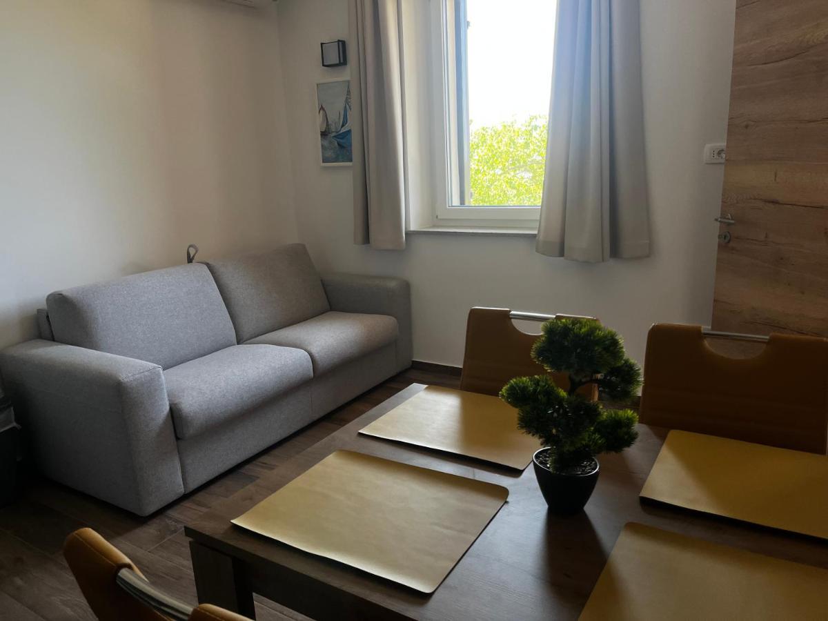 Active Chillax Oasis Apartments Ankaran Zewnętrze zdjęcie